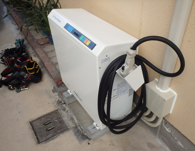 福岡県古賀市 H様邸のV2H充放電システム_ニチコン：VCG-666CN7