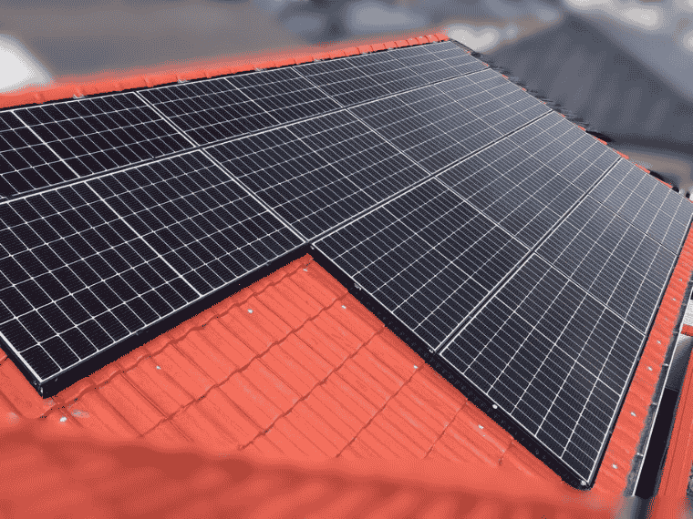 佐賀県佐賀市 B様邸 太陽光発電6.75kW ｜ 太陽光発電・蓄電池専門店